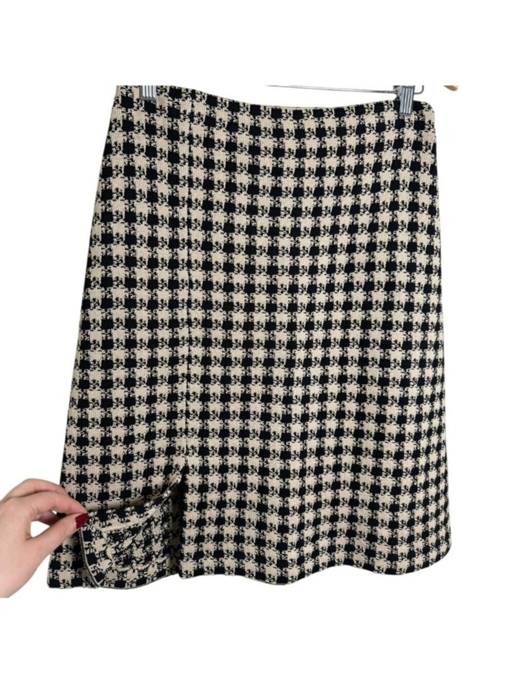 St. John Houndstooth Santana Knit Two Piece Skirt Suit Set - Jacket 4 Skirt 8 - Picture 6 of 11